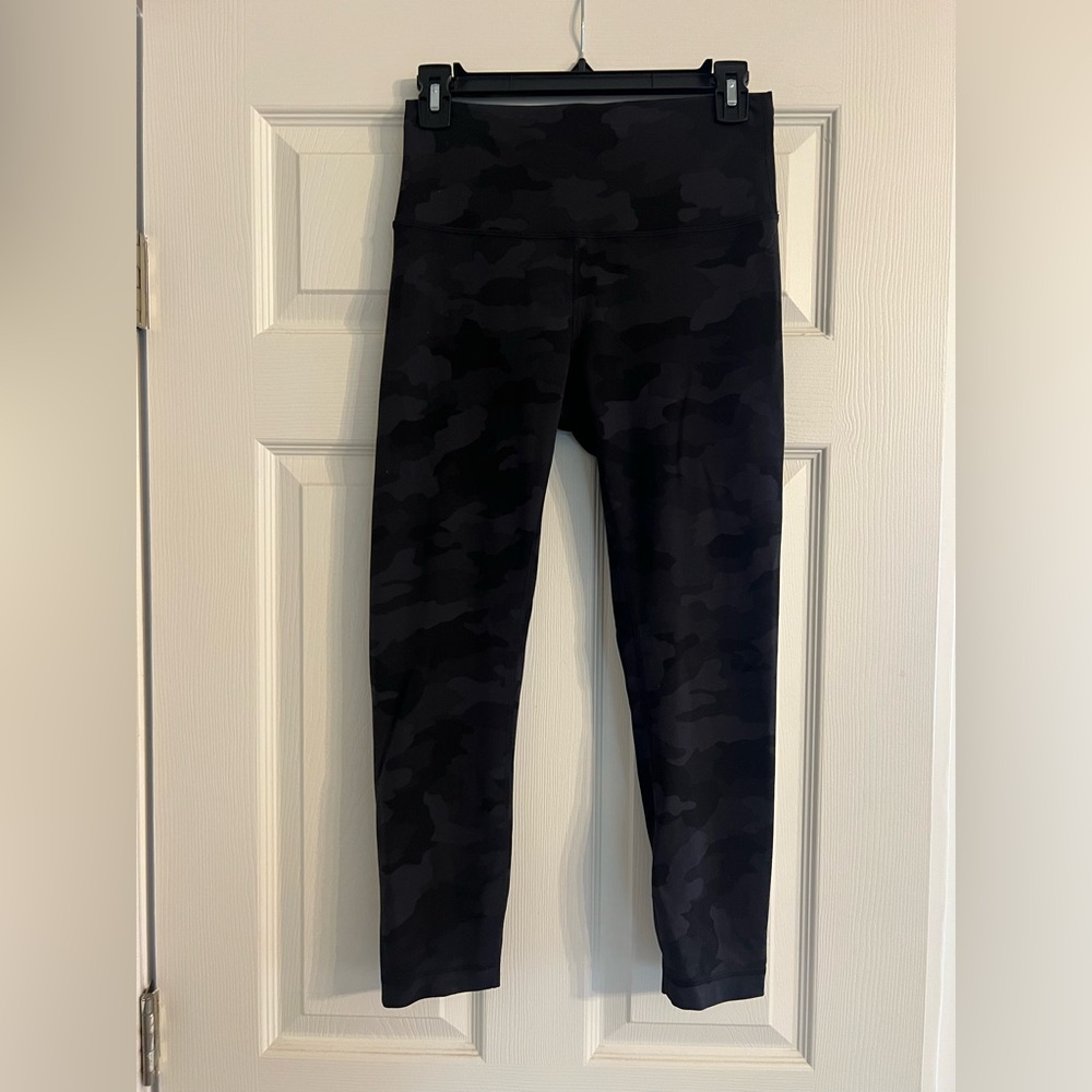 Lululemon cropped leggings